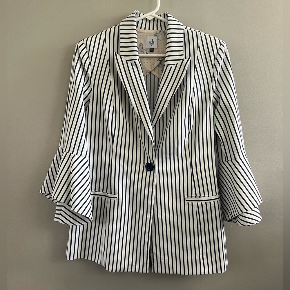 Cabinet Blazer Cream and Black Stripes -‎ Bell Sleeve Unique Size 4 - Picture 2 of 6